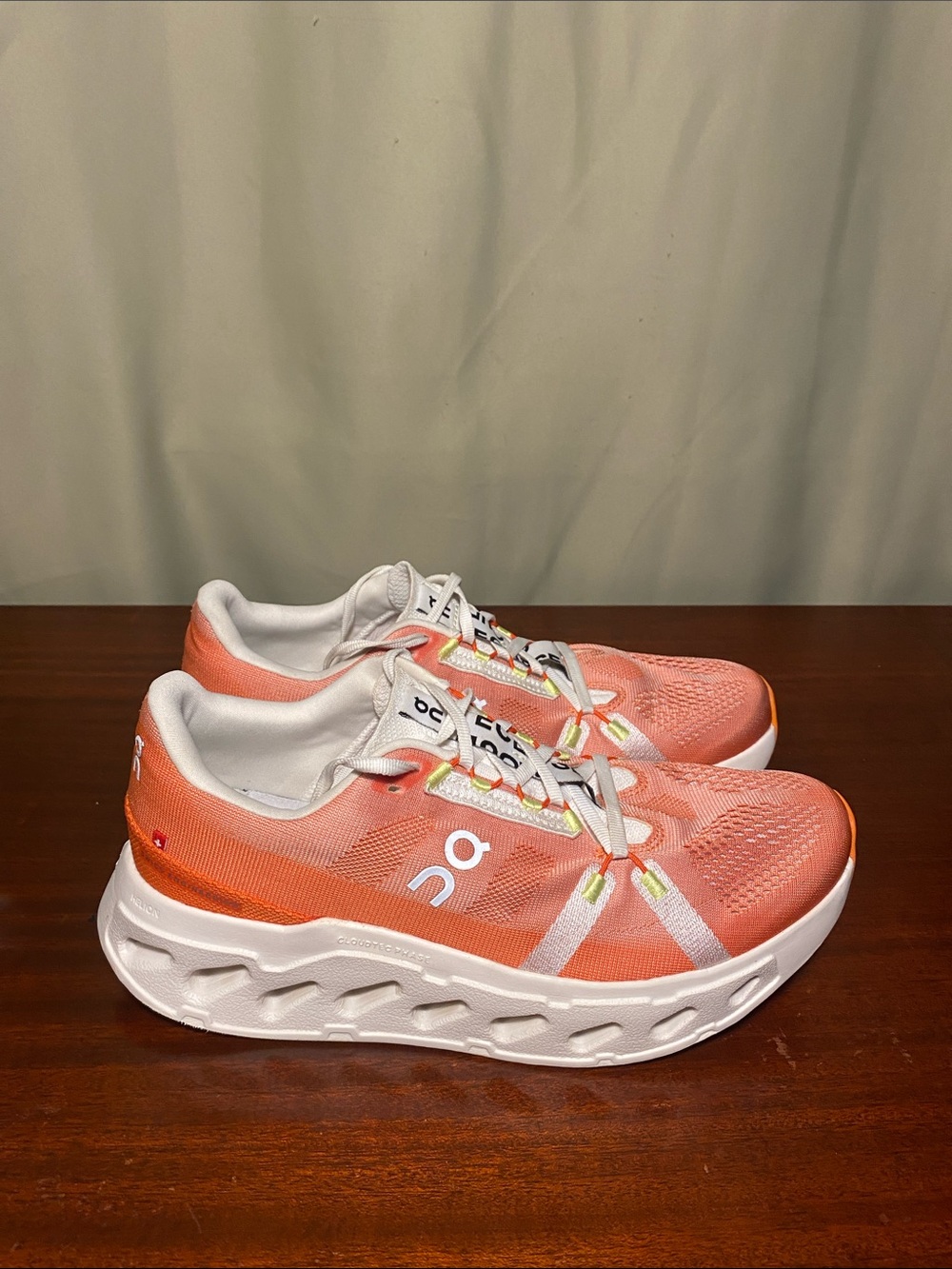 On CloudEclipse Mens Road Running Shoes Flame /Ivory Sneakers  size 10